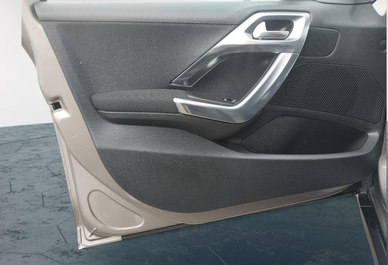 Used Peugeot 2008 2014 for sale - 76186905: Photo 39