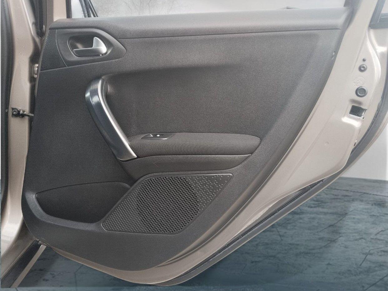 Used Peugeot 2008 2014 for sale - 76186905: Photo 41