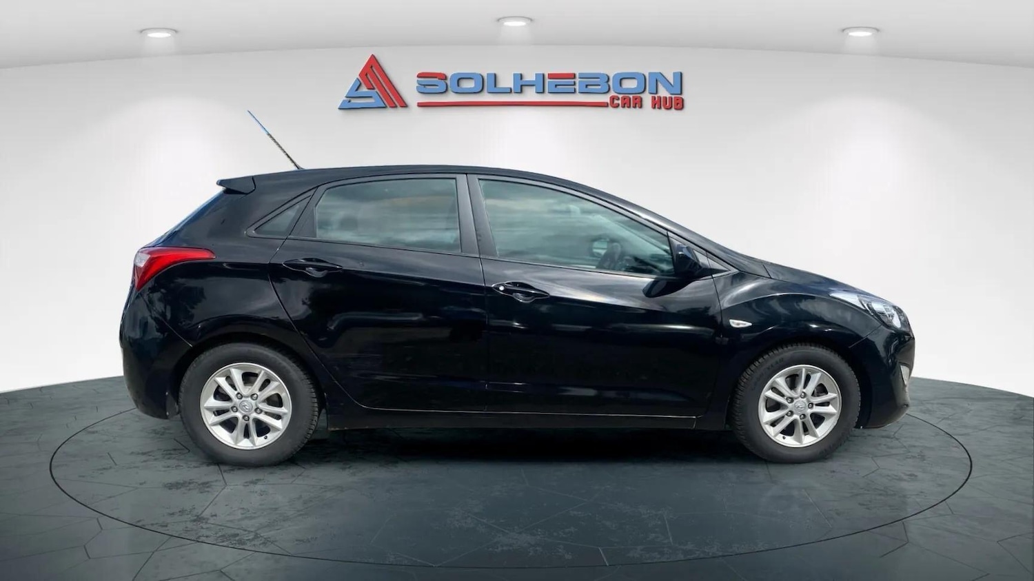 Used Hyundai i30 2014 for sale - 76186906: Photo 3
