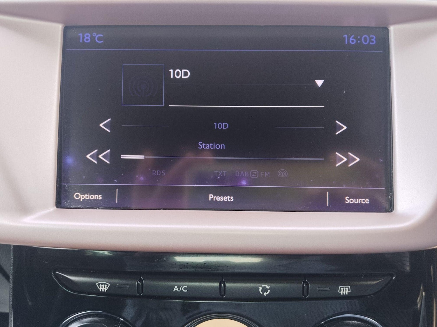 Used DS Automobiles DS 3 2017 for sale - 76641636: Photo 31