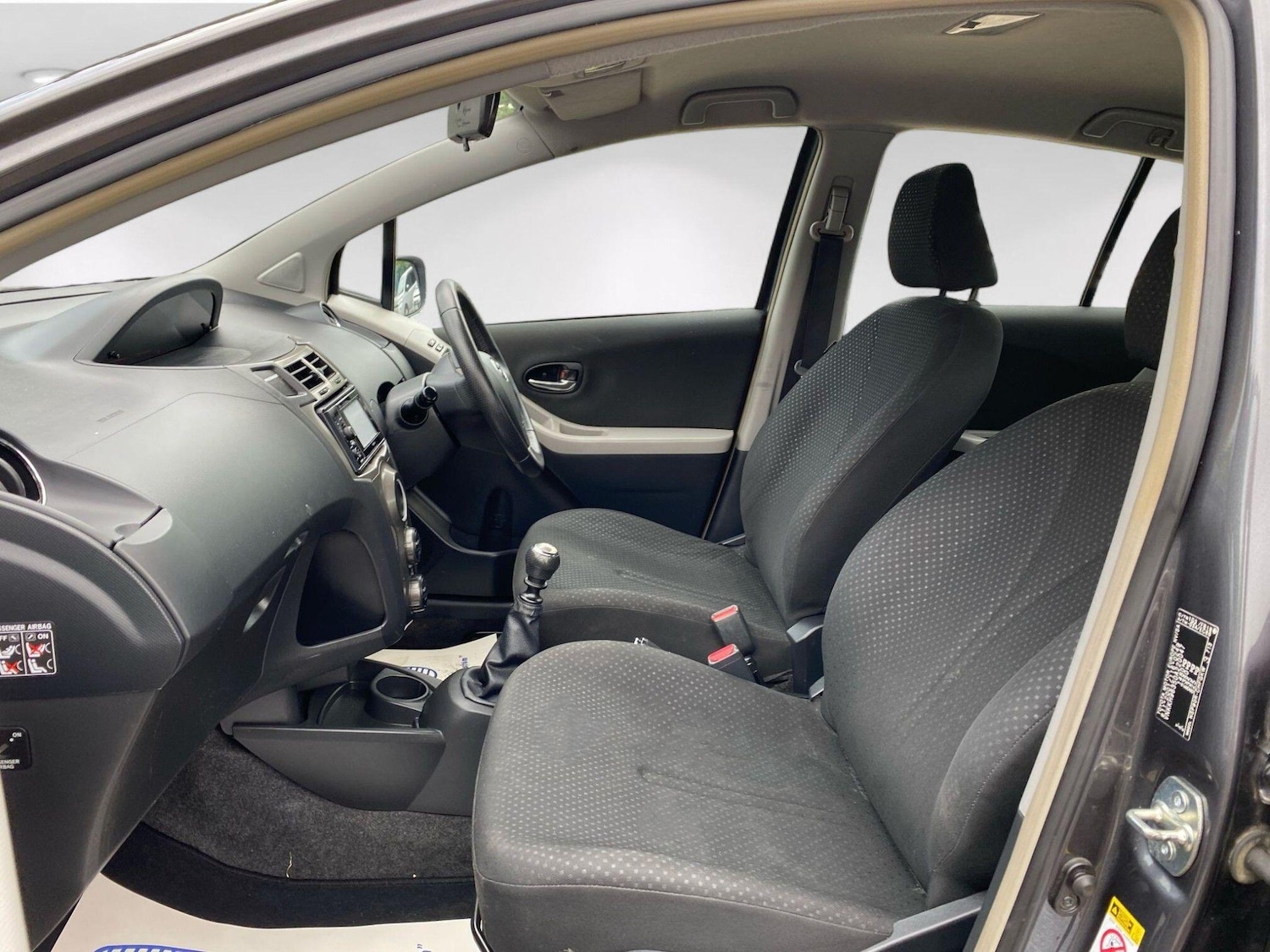 Used Toyota Yaris 2011 for sale - 76186961: Photo 18