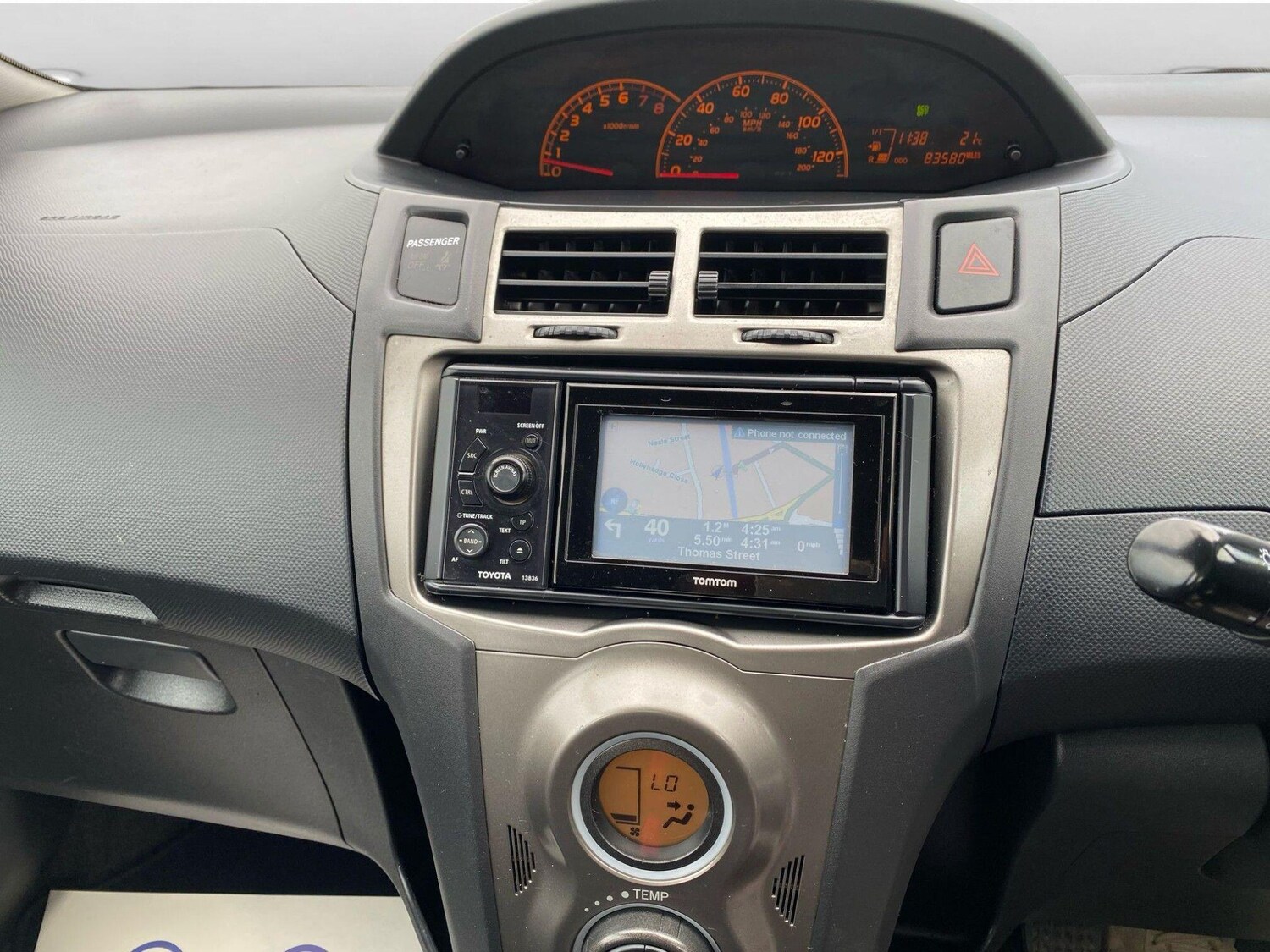Used Toyota Yaris 2011 for sale - 76186961: Photo 30