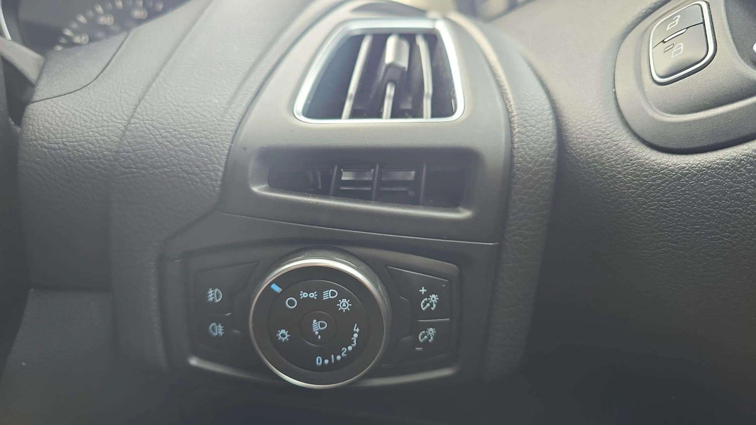Used Ford Focus 2018 for sale - 76186890: Photo 22