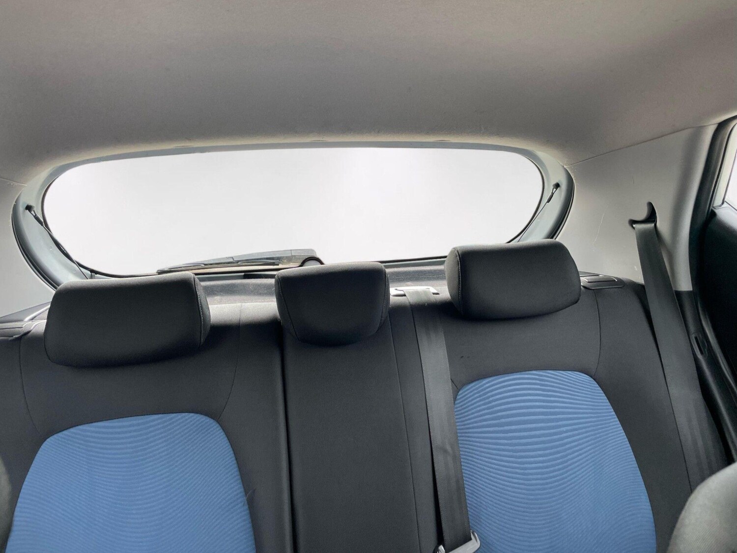 Used Hyundai i10 2014 for sale - 76186882: Photo 19