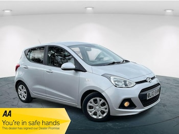 Used Hyundai i10 2014 for sale - 76186882: Photo