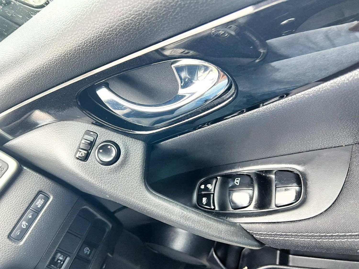 Used Nissan Qashqai 2017 for sale - 76542241: Photo 32