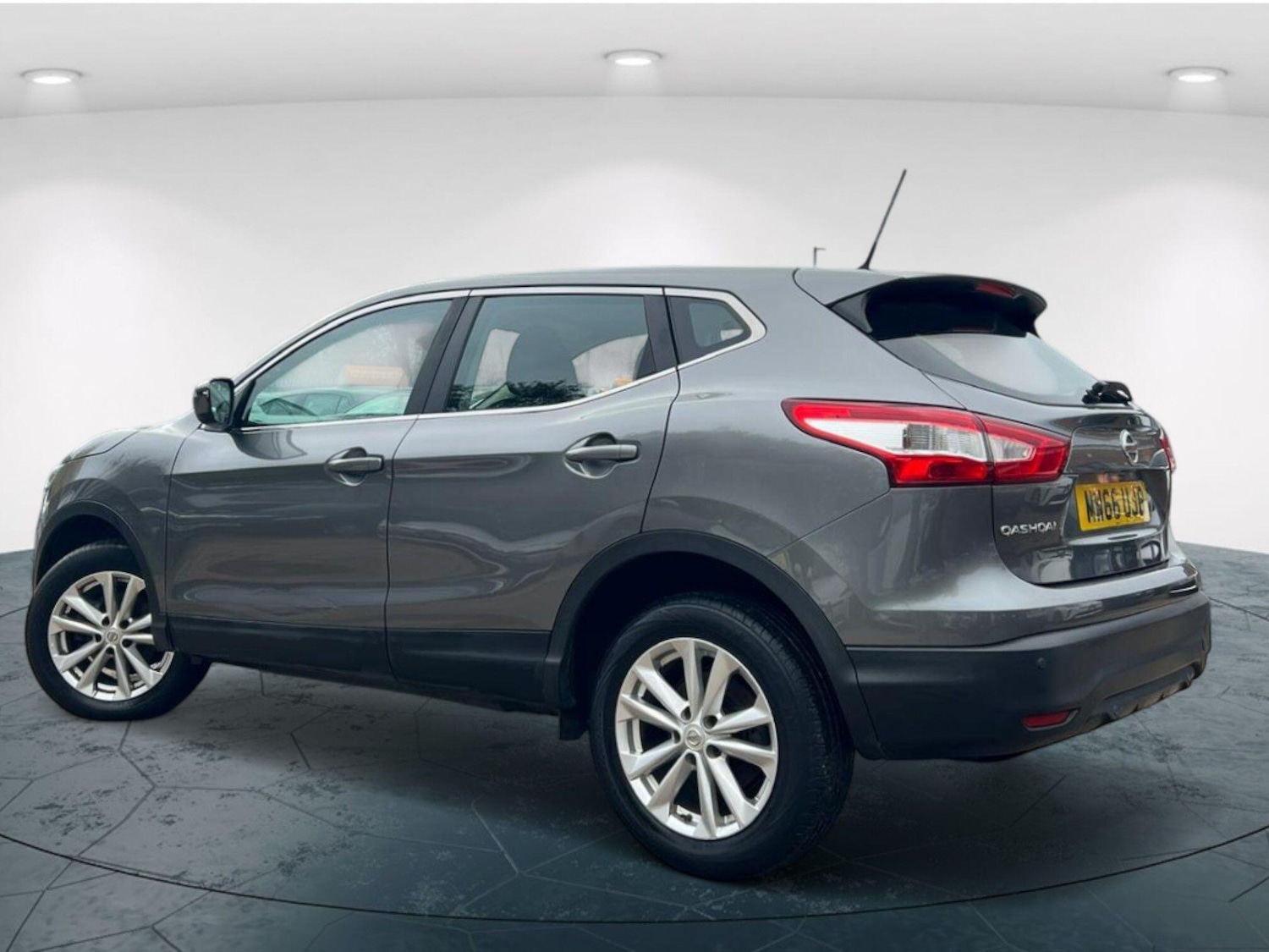 Used Nissan Qashqai 2017 for sale - 76542241: Photo 7