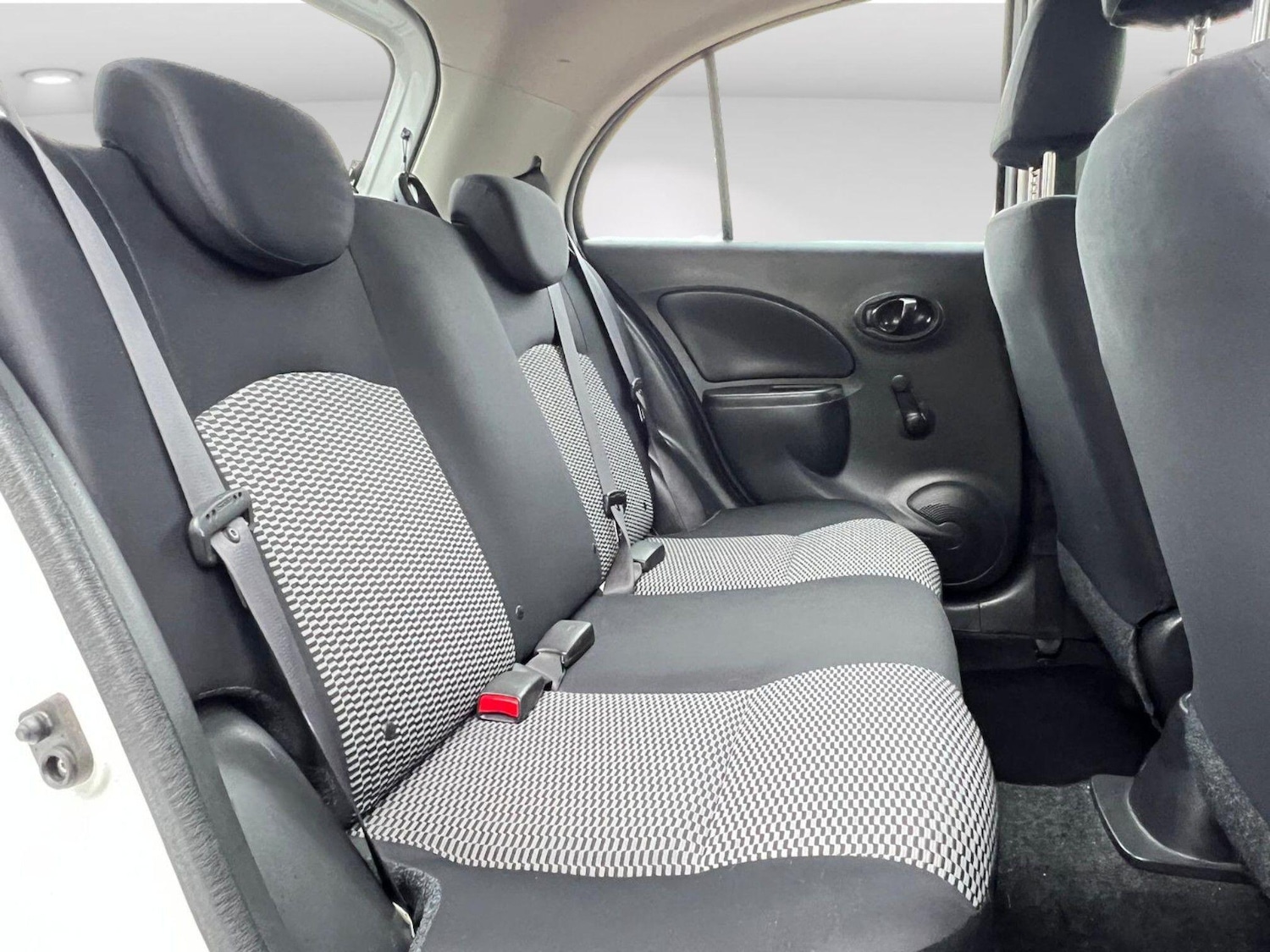 Used Nissan Micra 2016 for sale - 76520176: Photo 16