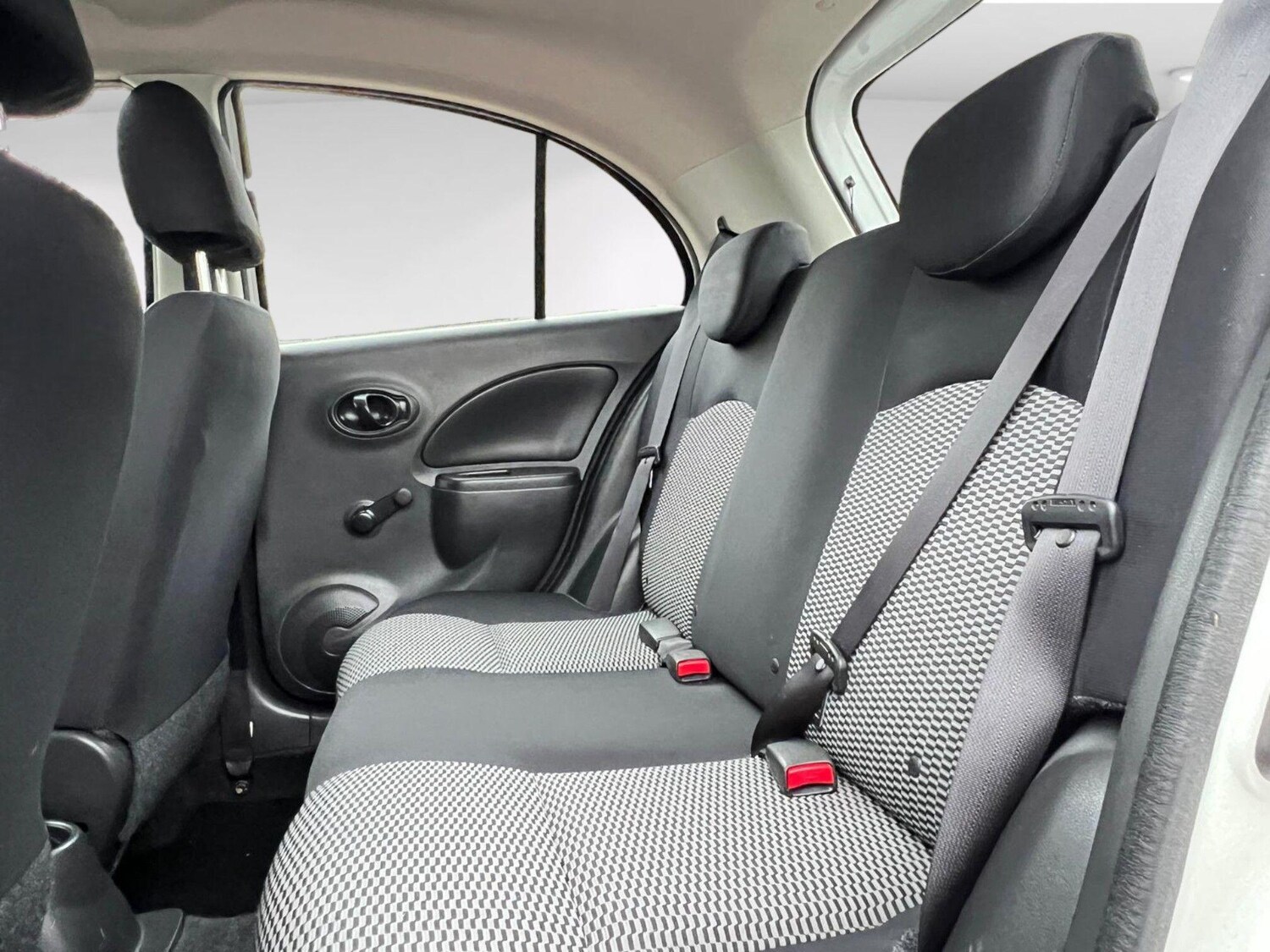 Used Nissan Micra 2016 for sale - 76520176: Photo 17