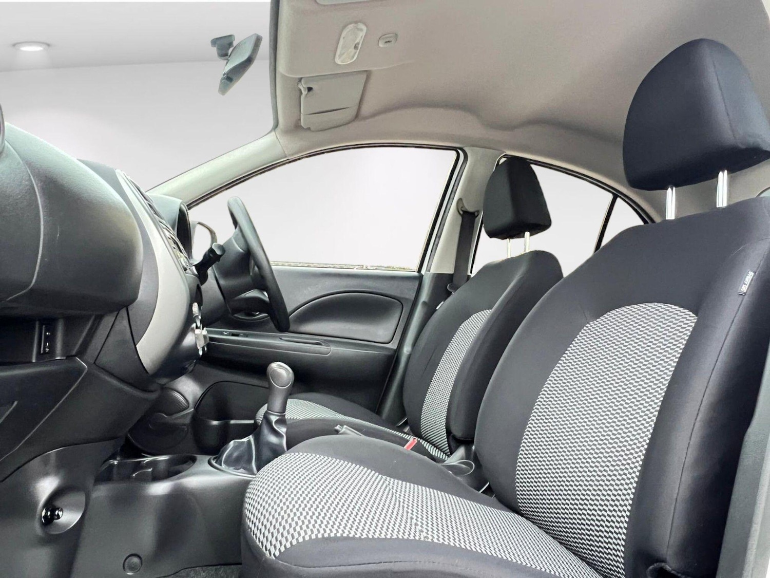 Used Nissan Micra 2016 for sale - 76520176: Photo 20