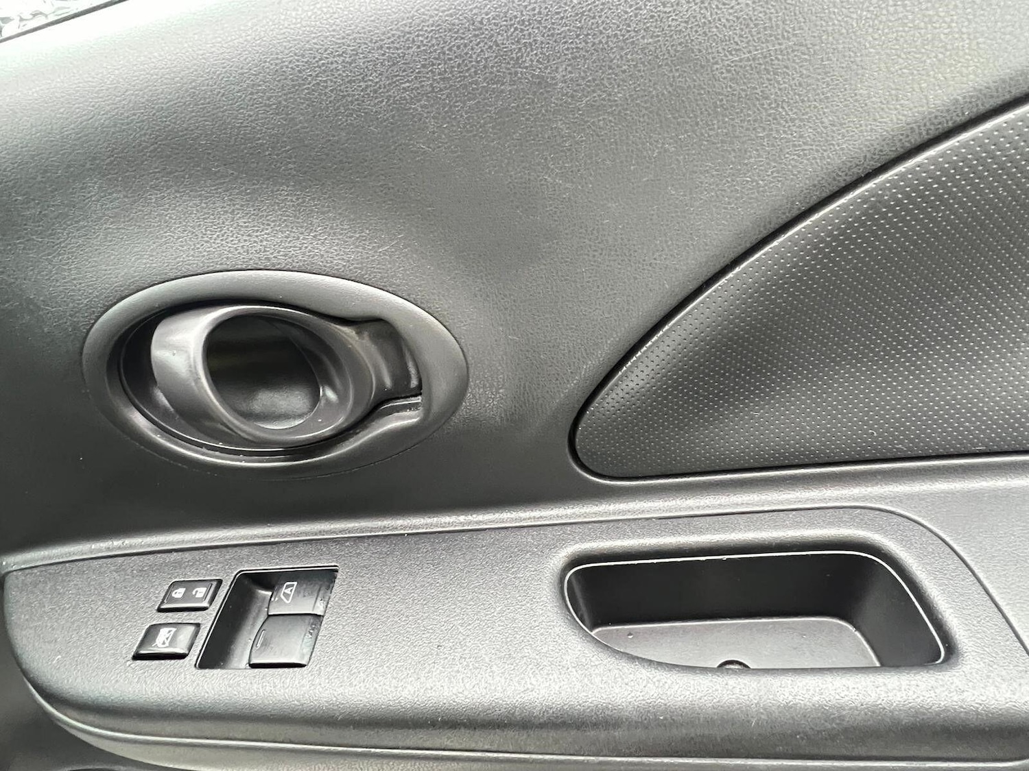 Used Nissan Micra 2016 for sale - 76520176: Photo 35