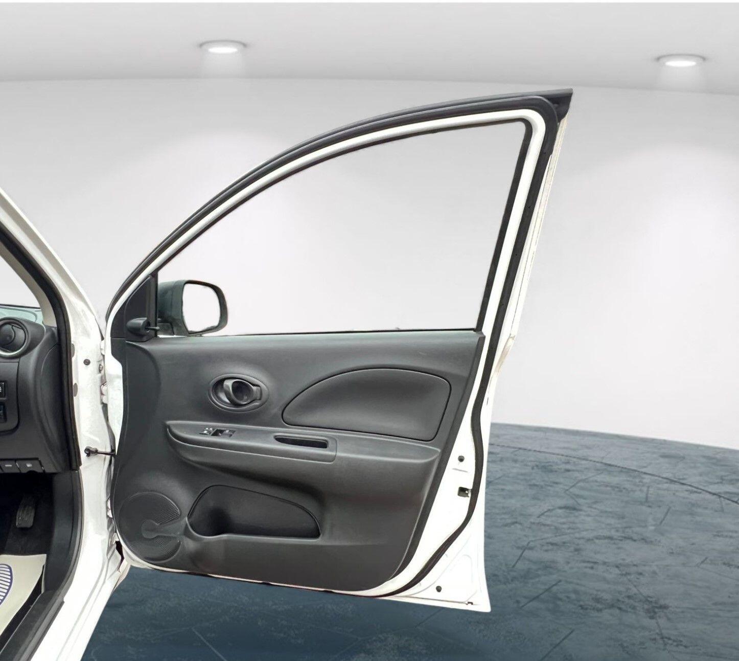 Used Nissan Micra 2016 for sale - 76520176: Photo 41