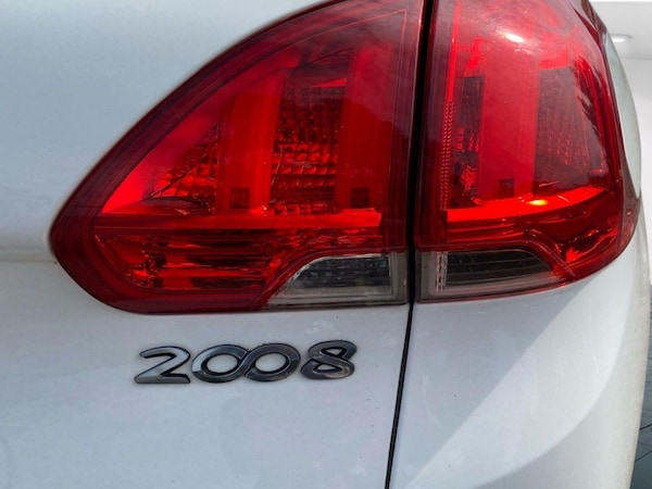 Used Peugeot 2008 2015 for sale - 76186867: Photo 41