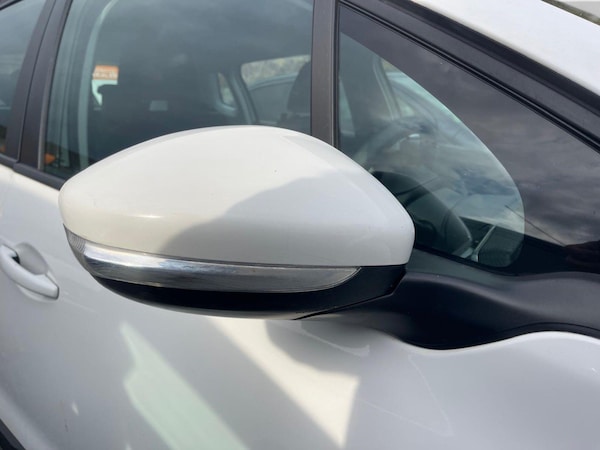 Used Peugeot 2008 2015 for sale - 76186867: Photo 45