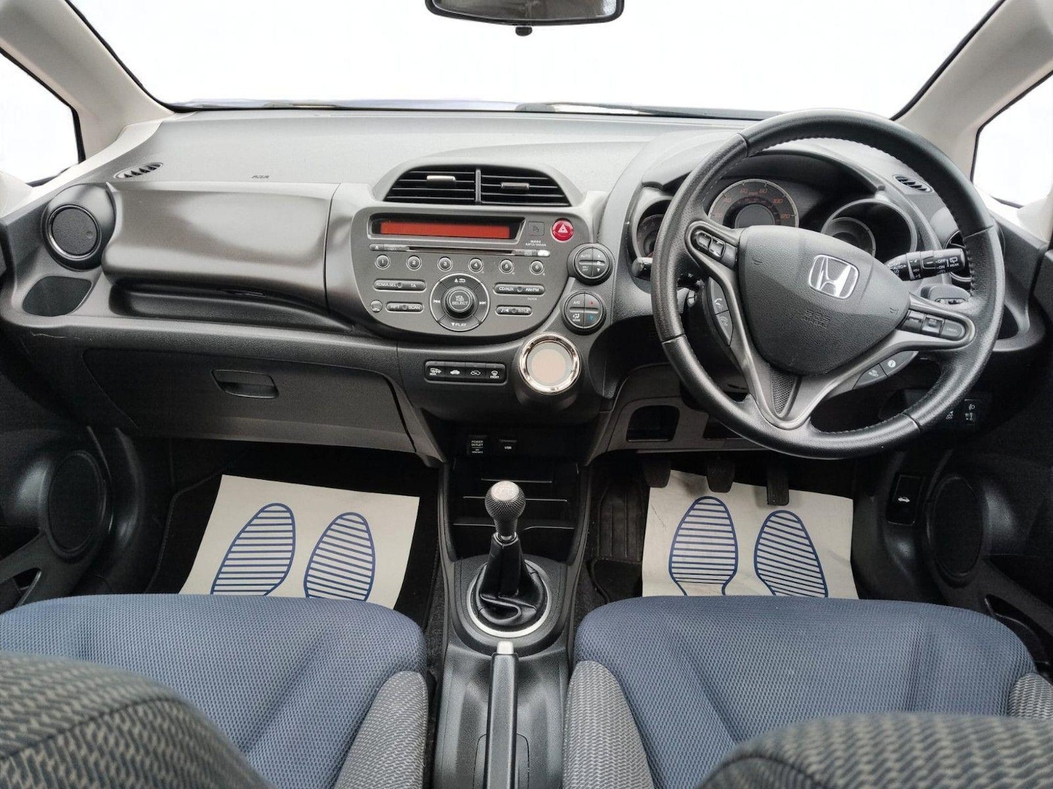 Used Honda Jazz 2013 for sale - 76186884: Photo 14