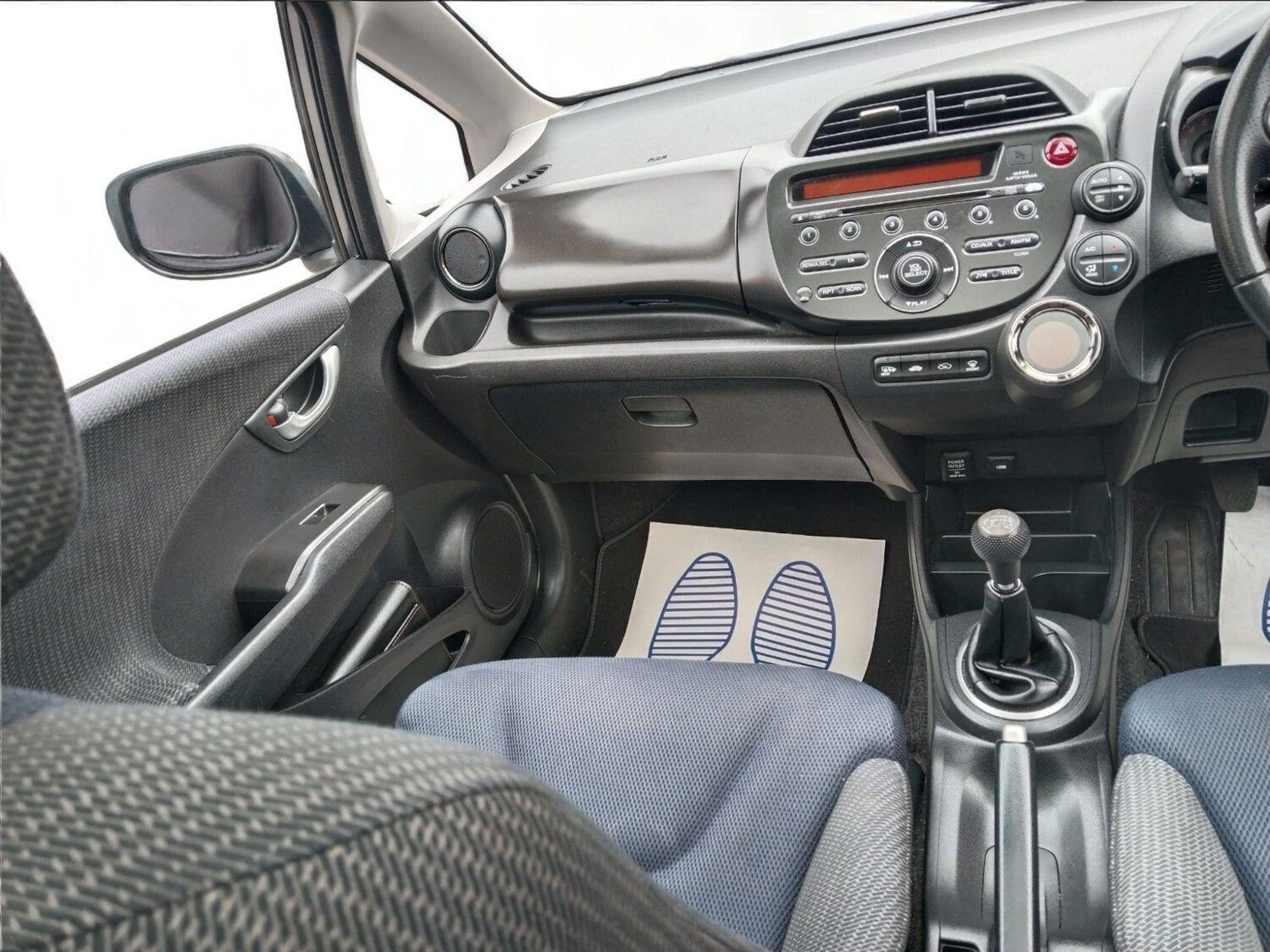 Used Honda Jazz 2013 for sale - 76186884: Photo 15