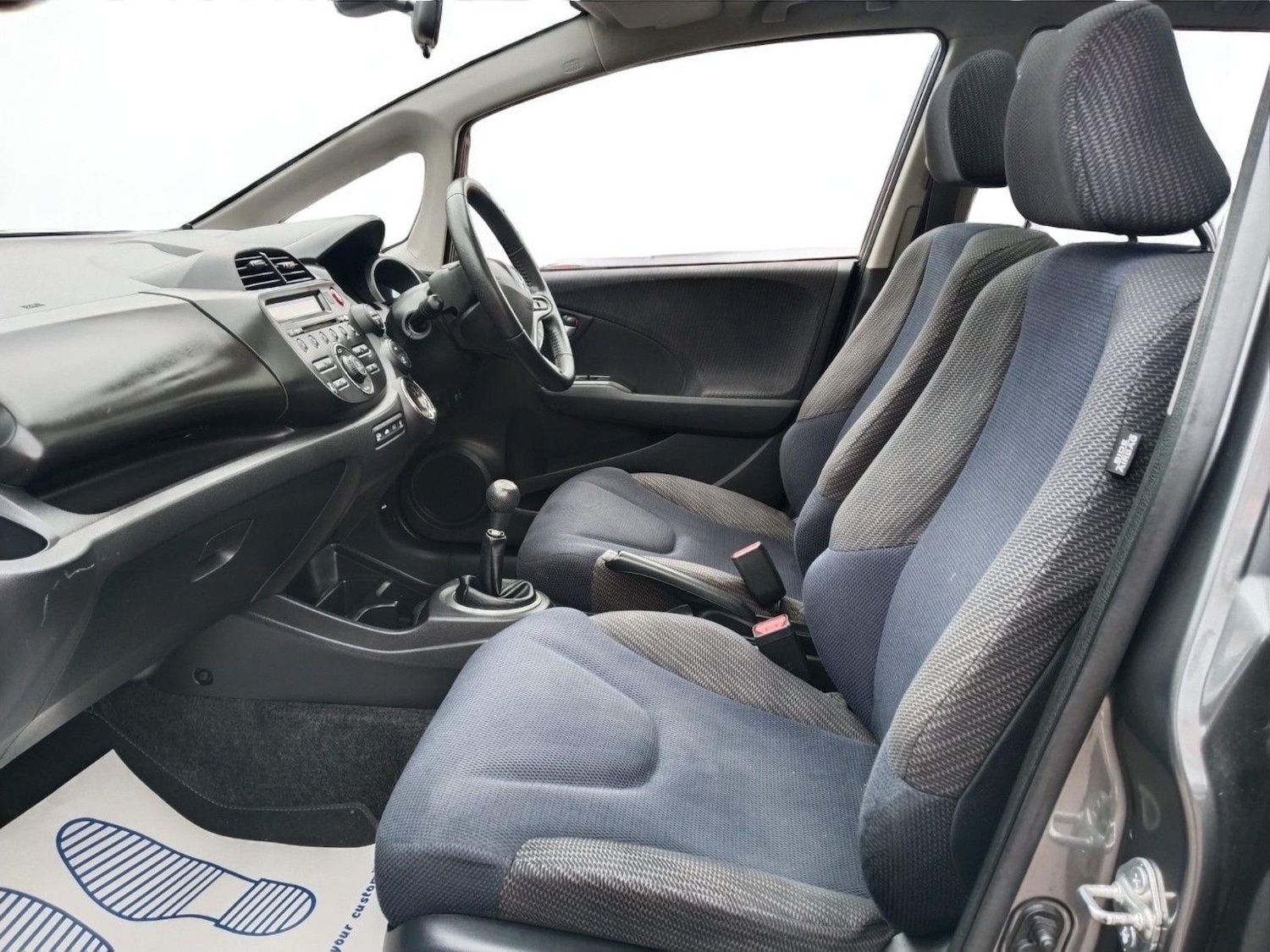 Used Honda Jazz 2013 for sale - 76186884: Photo 17