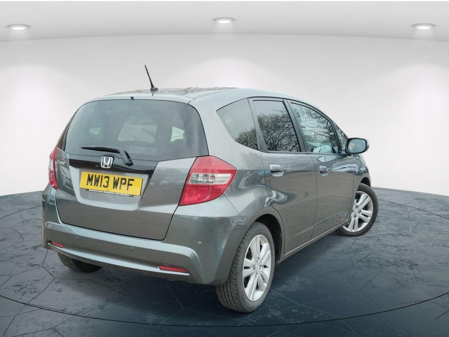 Used Honda Jazz 2013 for sale - 76186884: Photo 4