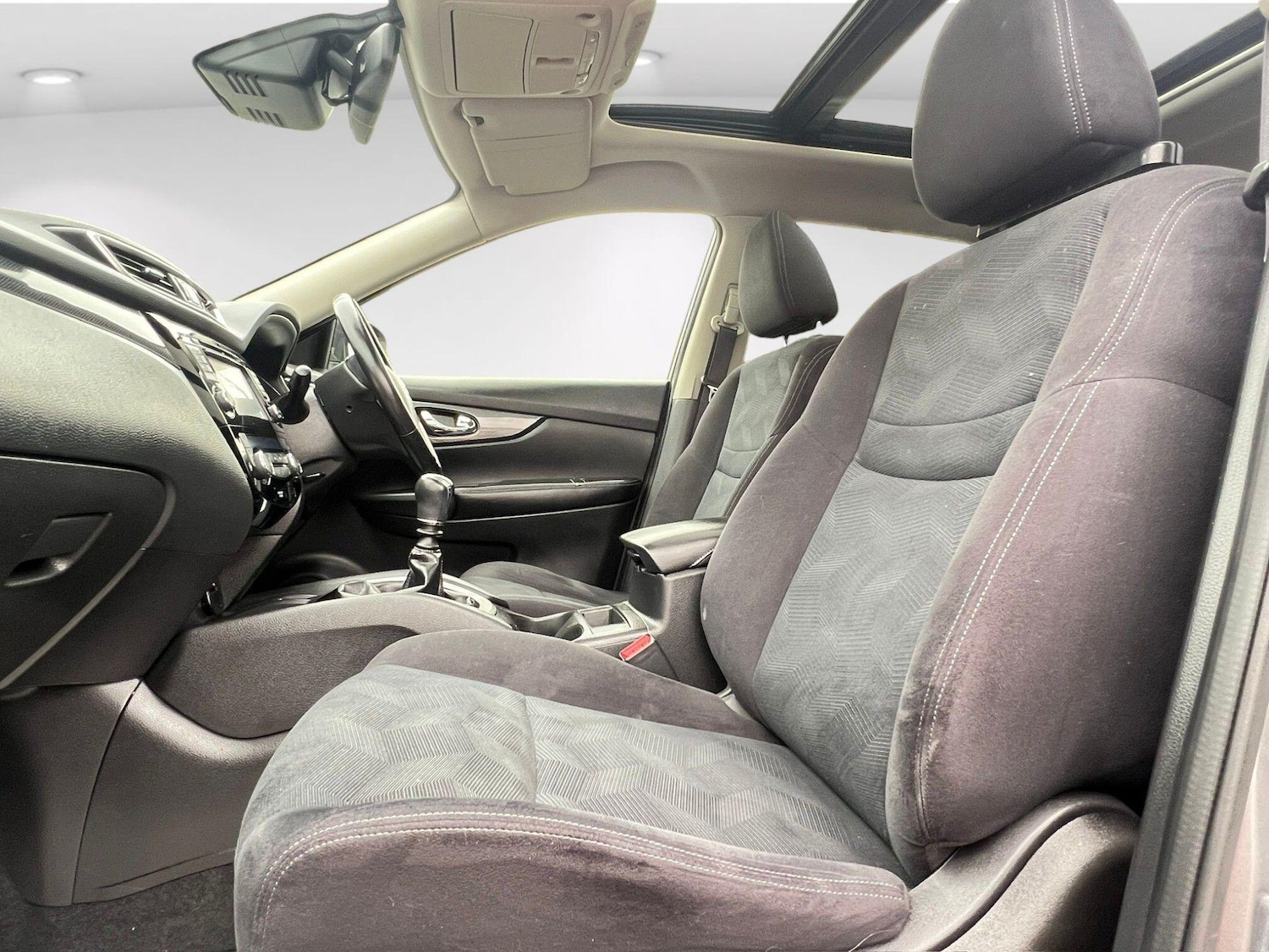 Used Nissan X-Trail 2015 for sale - 76376849: Photo 19