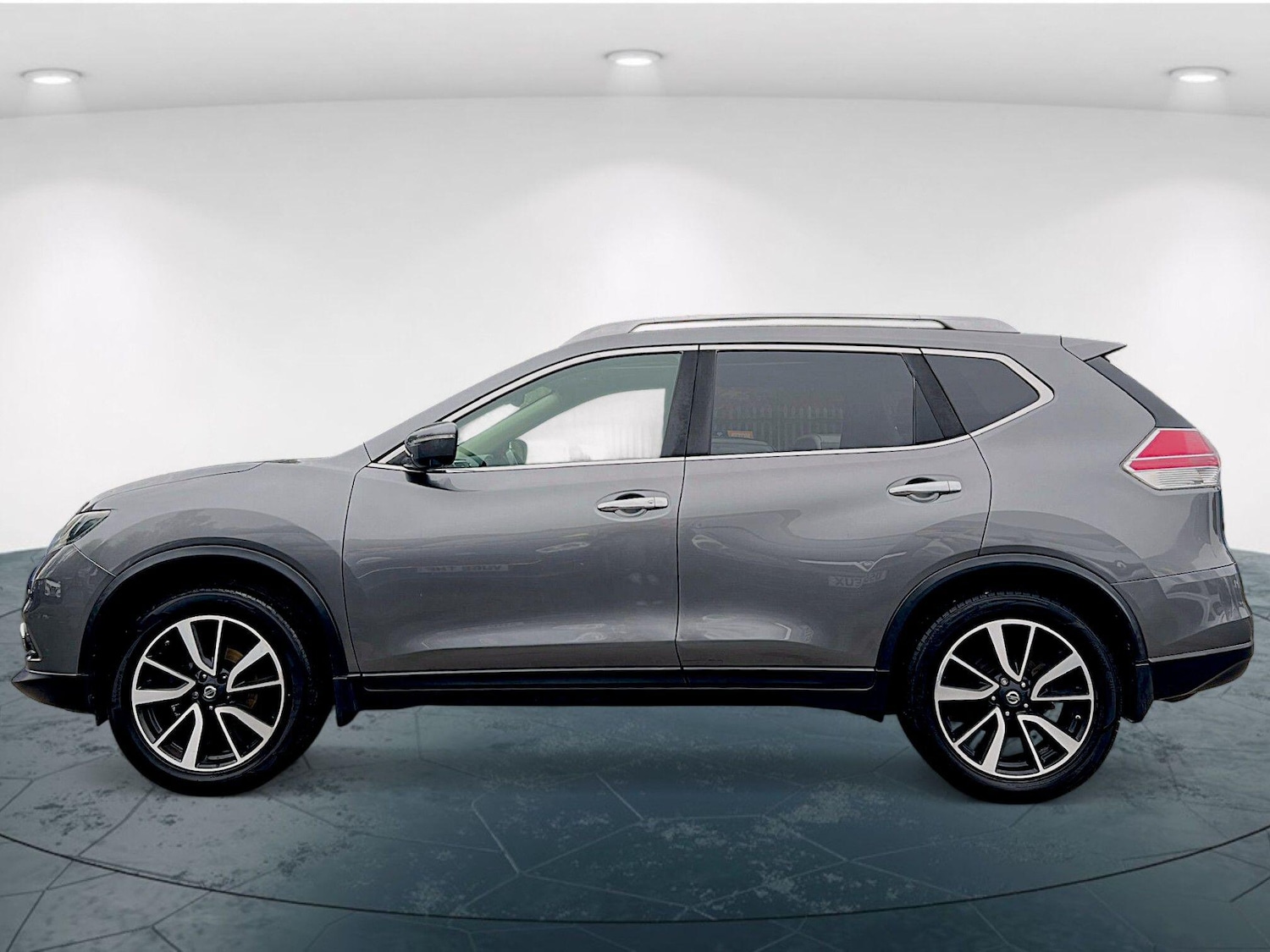 Used Nissan X-Trail 2015 for sale - 76376849: Photo 8