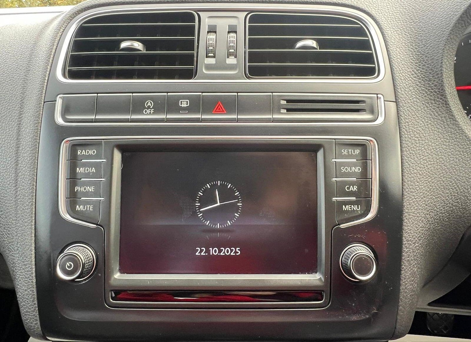 Used Volkswagen Polo 2015 for sale - 76441870: Photo 35