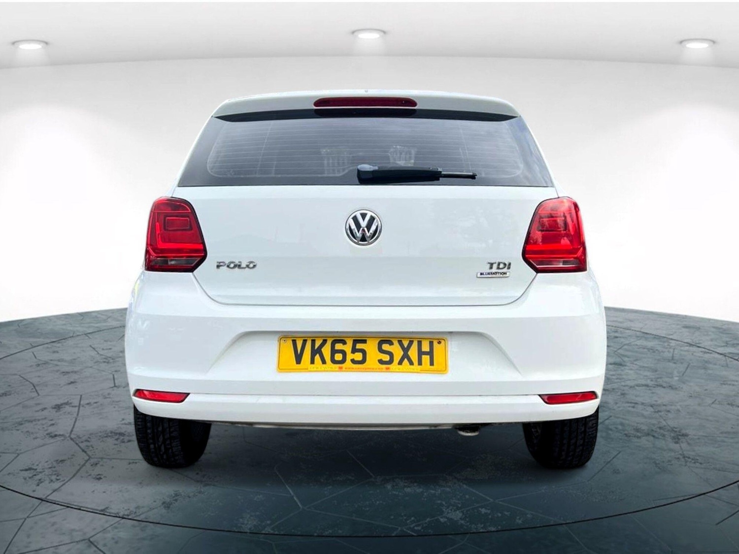 Used Volkswagen Polo 2015 for sale - 76441870: Photo 6