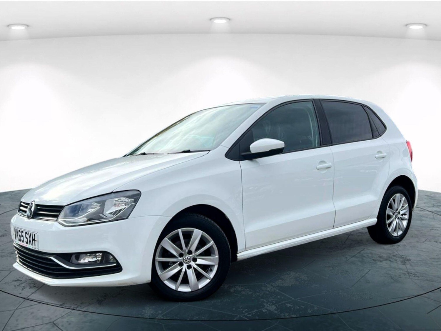 Used Volkswagen Polo 2015 for sale - 76441870: Photo 9