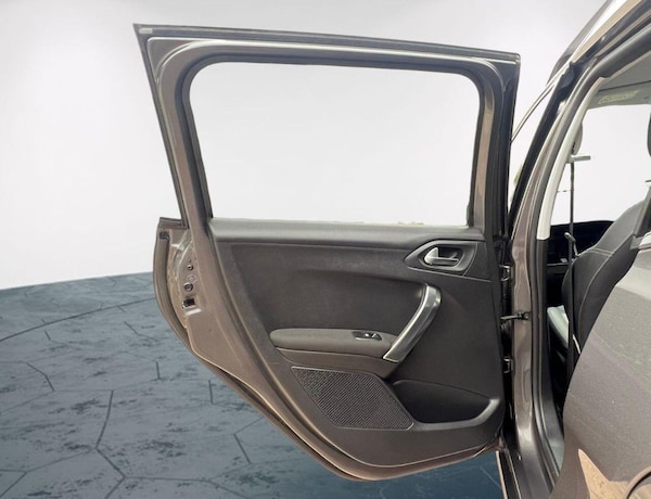 Used Peugeot 2008 2018 for sale - 76219736: Photo 42
