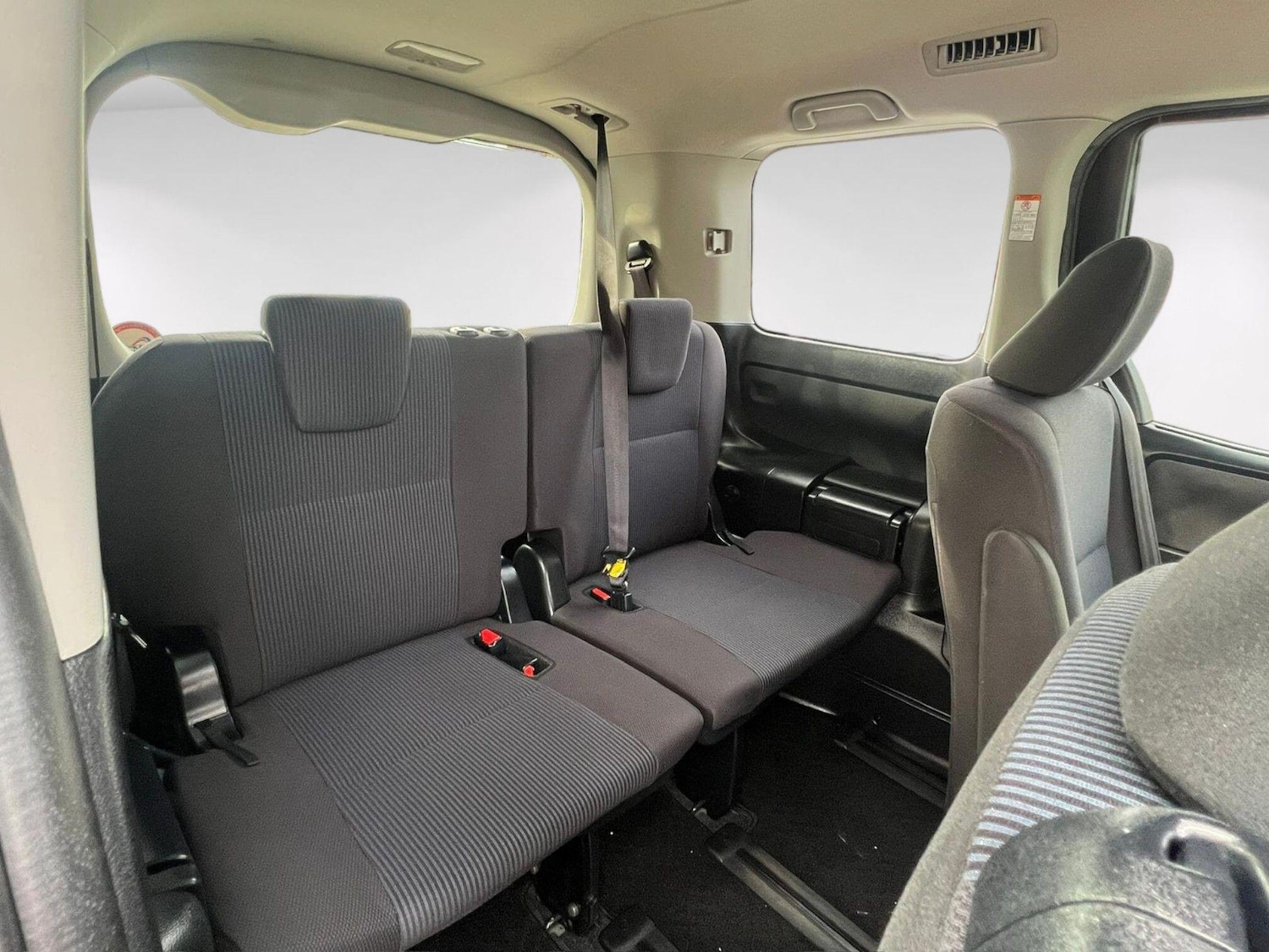 Used Toyota Voxy for sale - 76641608: Photo 21