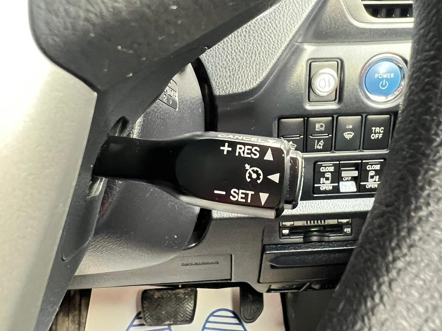 Used Toyota Voxy for sale - 76641608: Photo 32