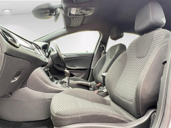 Used Vauxhall Astra 2016 for sale - 76186945: Photo 29