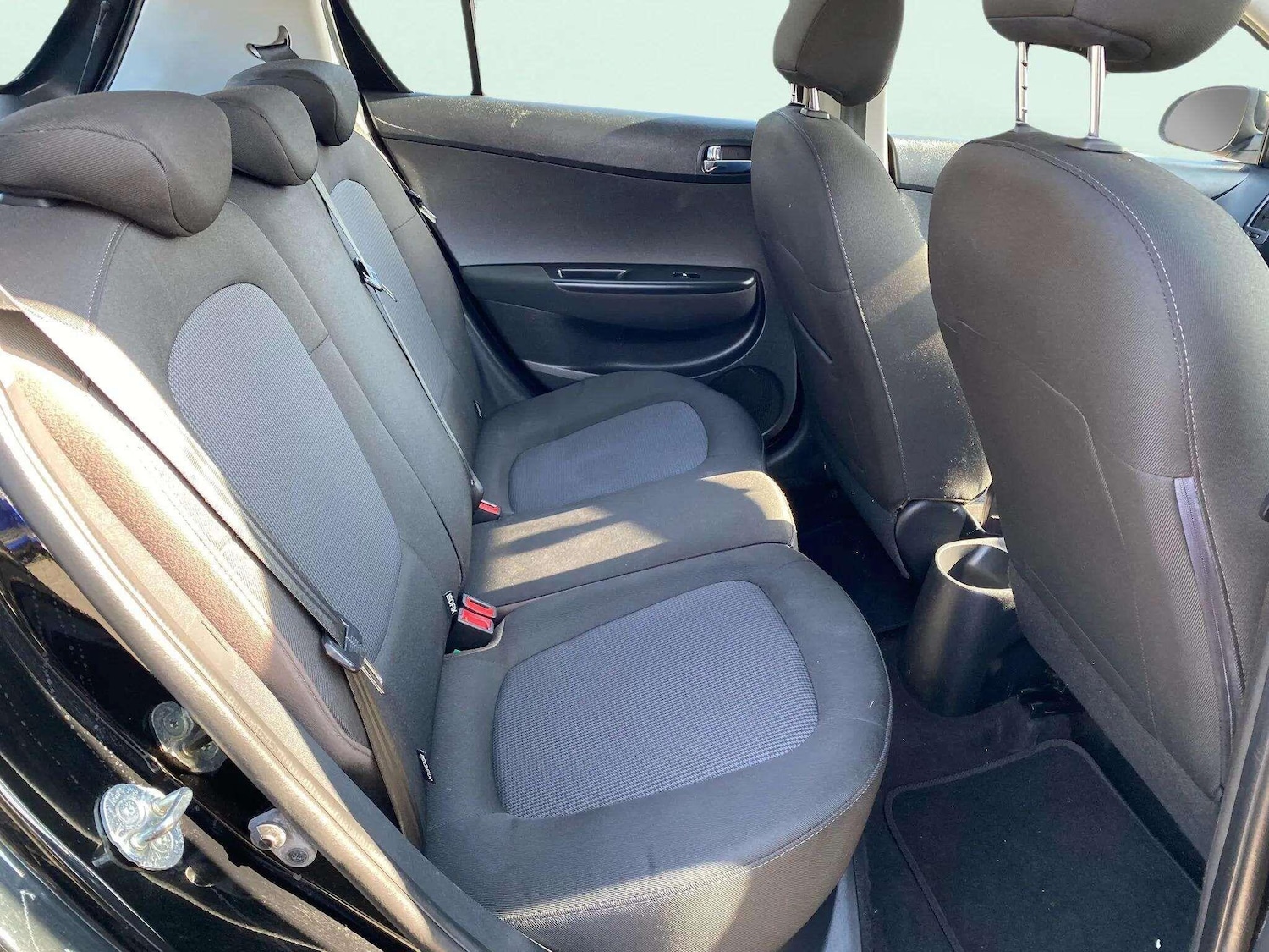 Used Hyundai i20 2014 for sale - 76253174: Photo 13