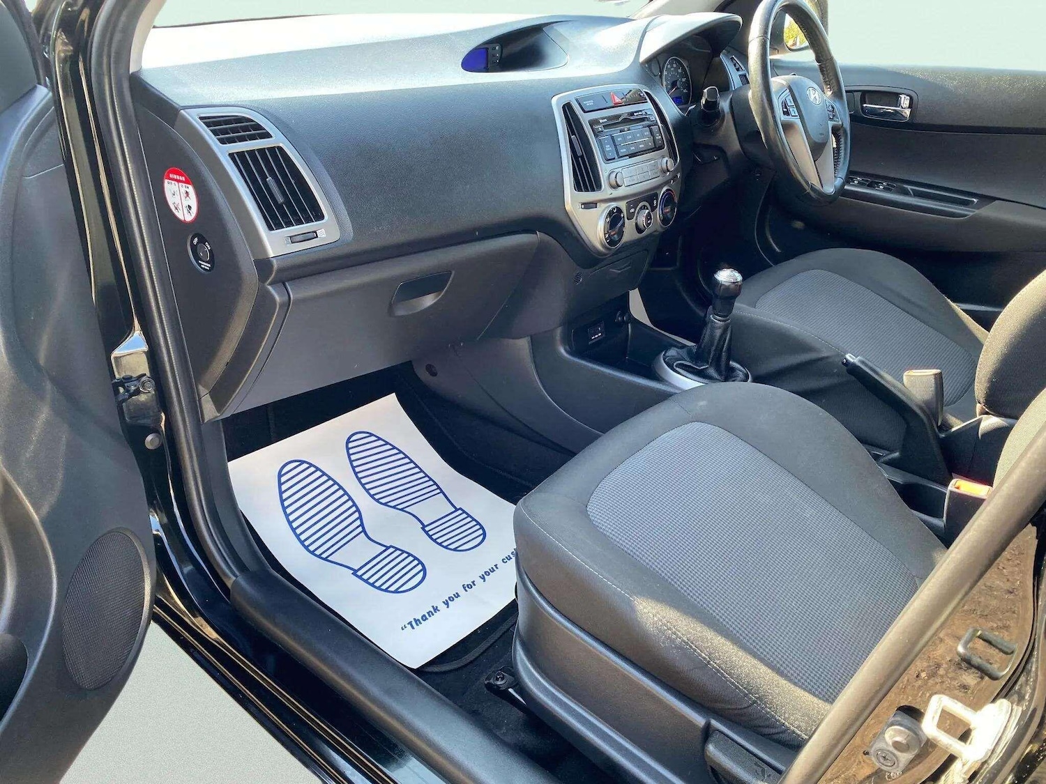 Used Hyundai i20 2014 for sale - 76253174: Photo 15