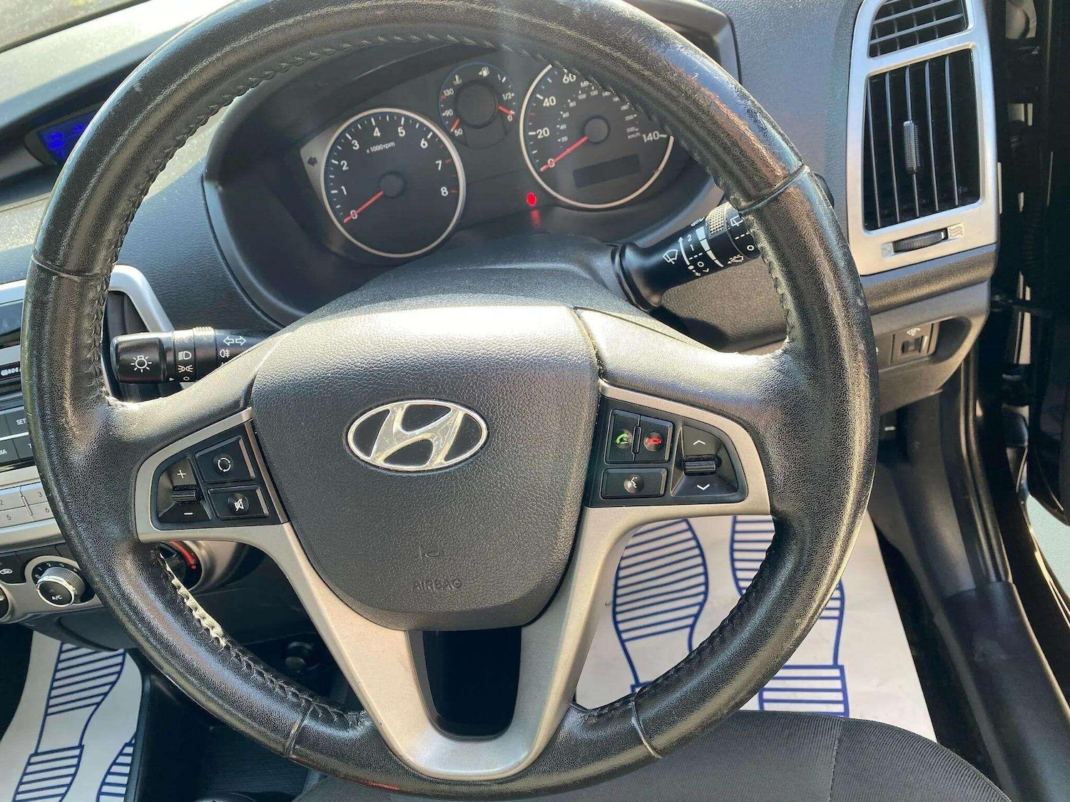 Used Hyundai i20 2014 for sale - 76253174: Photo 21