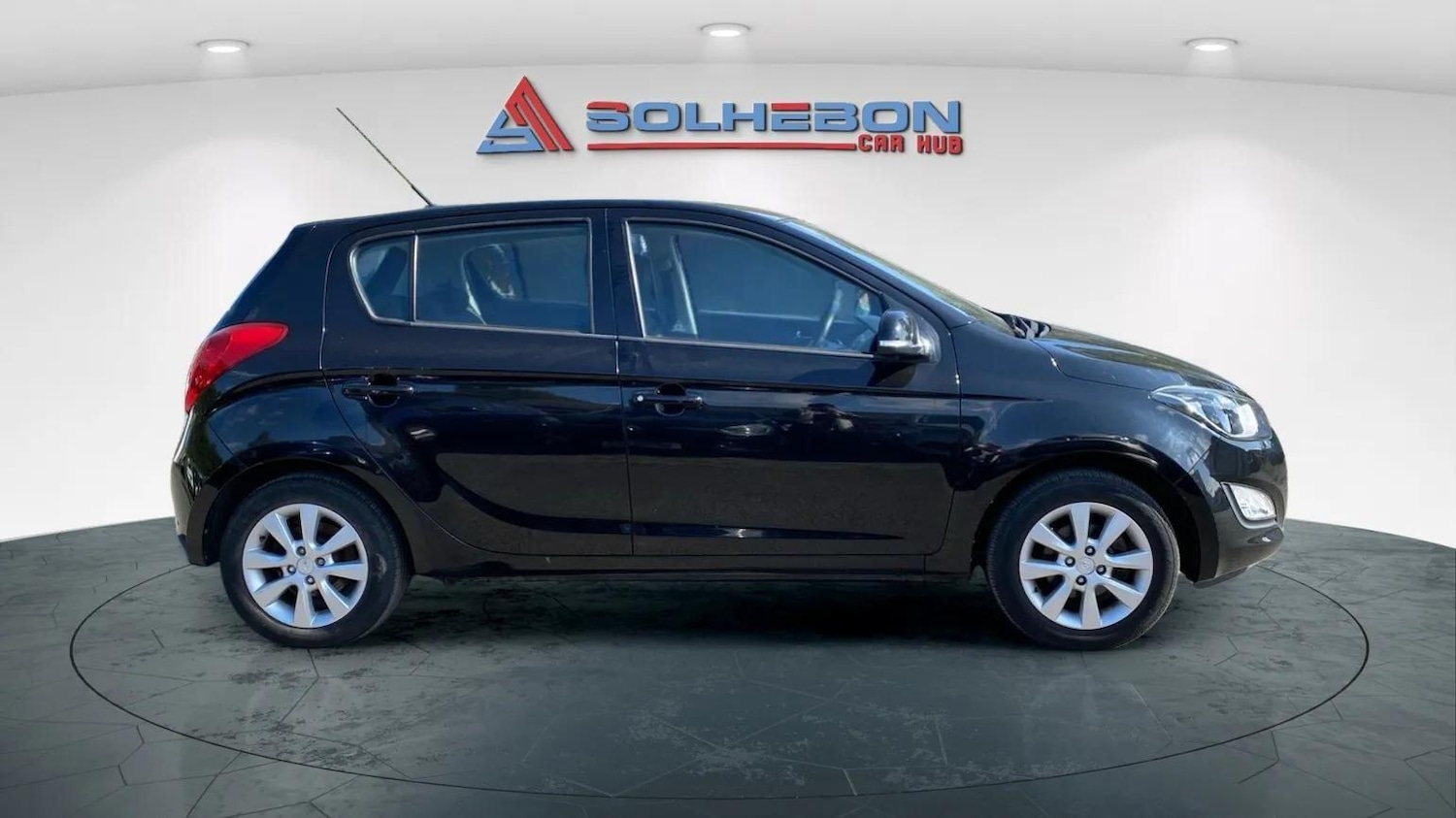 Used Hyundai i20 2014 for sale - 76253174: Photo 3