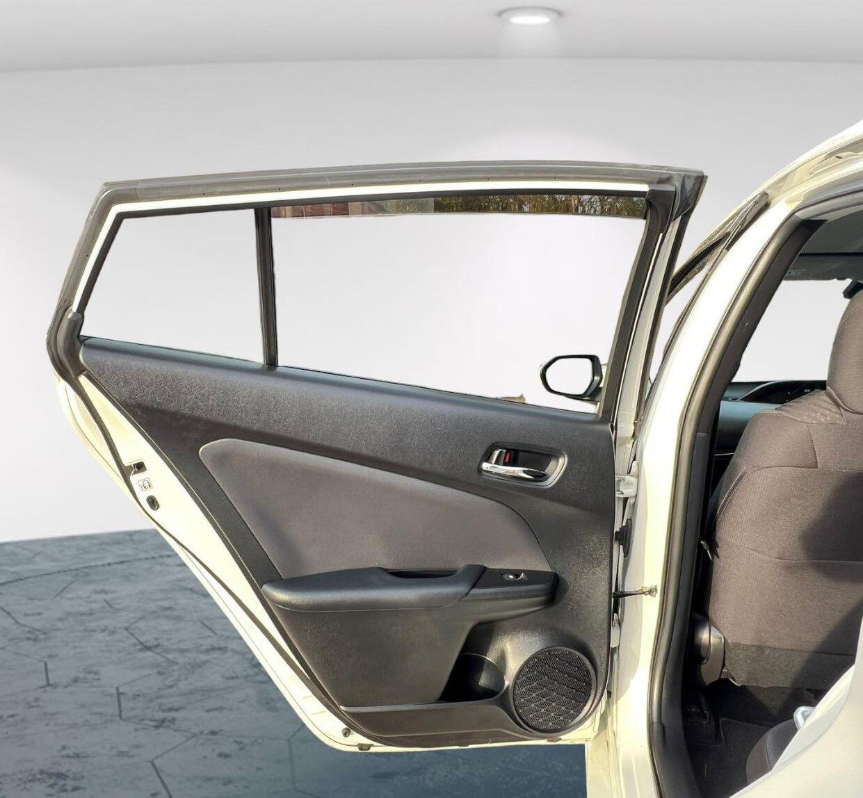 Used Toyota Prius for sale - 76416512: Photo 42