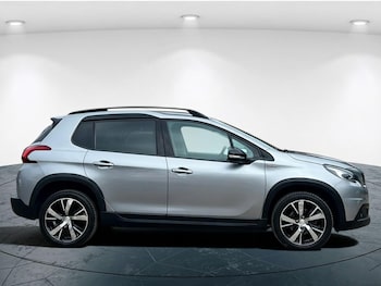 Used Peugeot 2008 2018 for sale - 79224957: Photo