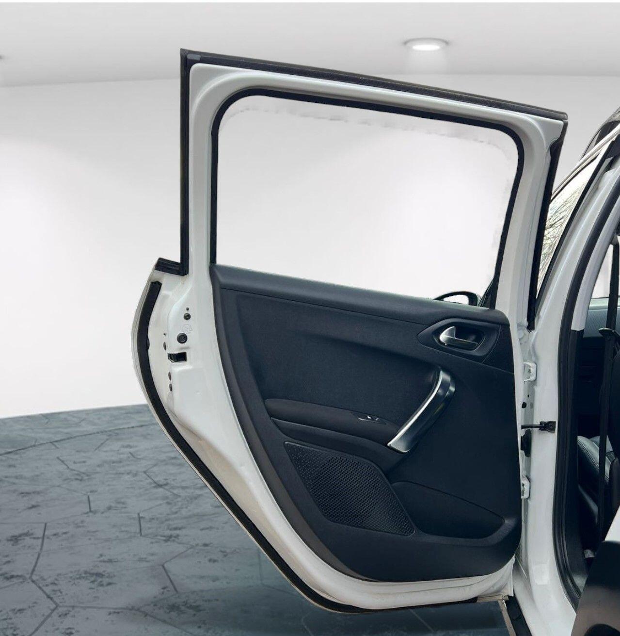 Used Peugeot 2008 2016 for sale - 76748522: Photo 45