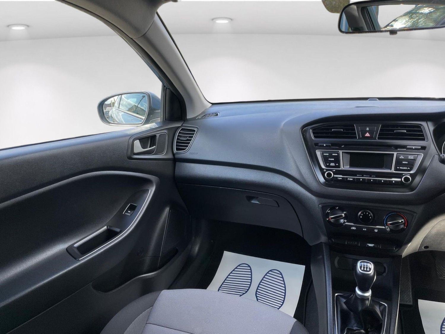 Used Hyundai i20 for sale - 76588727: Photo 35