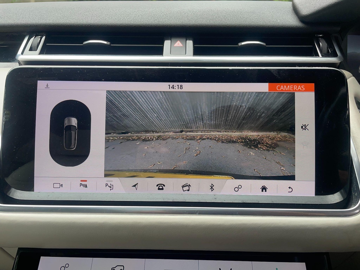 Used Land Rover Range Rover Velar 2018 for sale - 76989053: Photo 15