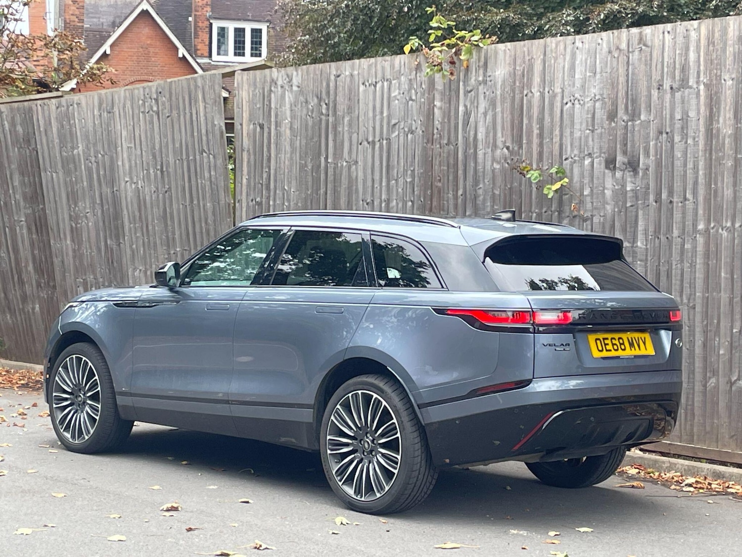 Used Land Rover Range Rover Velar 2018 for sale - 76989053: Photo 8