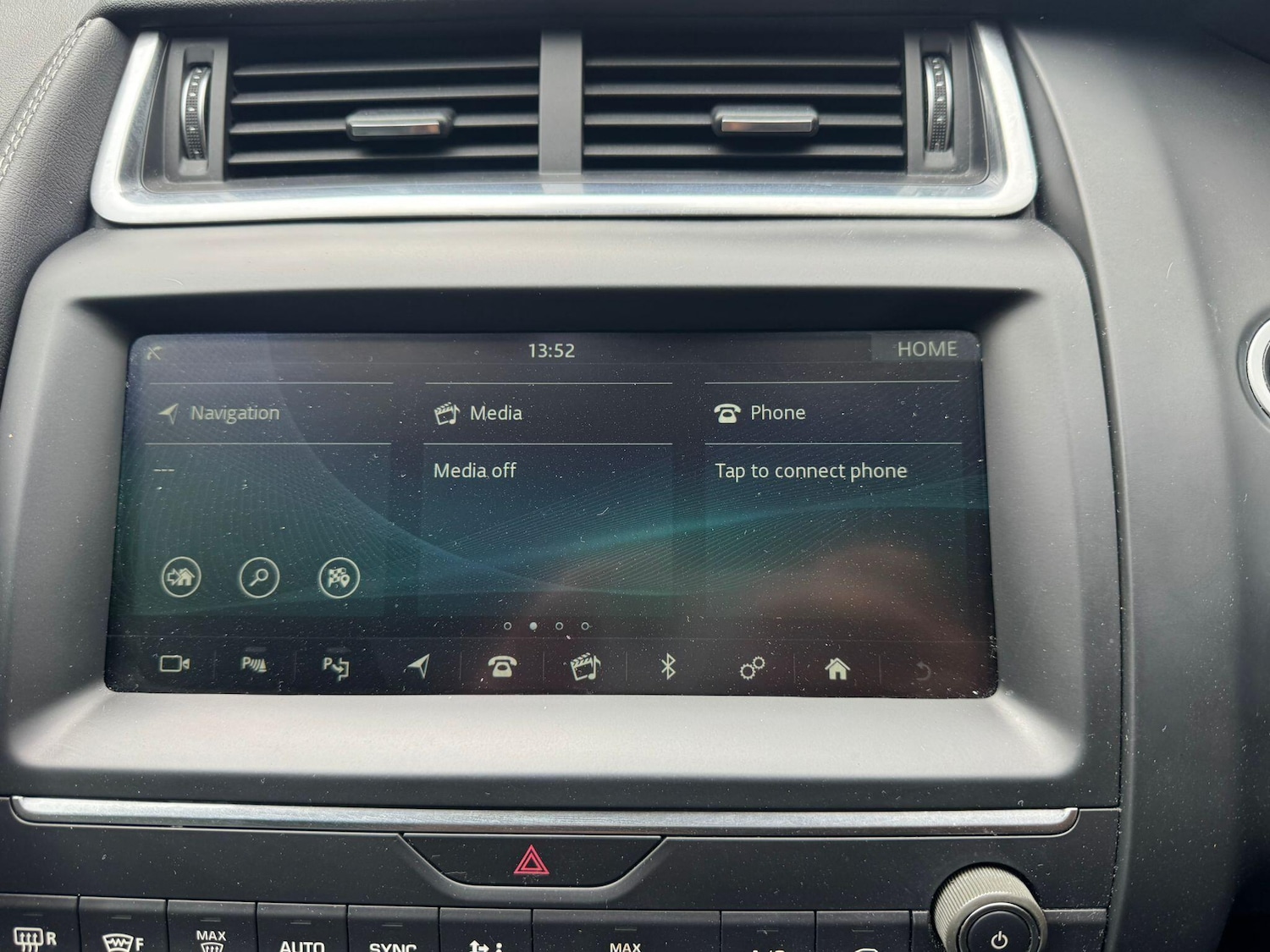 Used Jaguar E-Pace 2018 for sale - 76484508: Photo 13