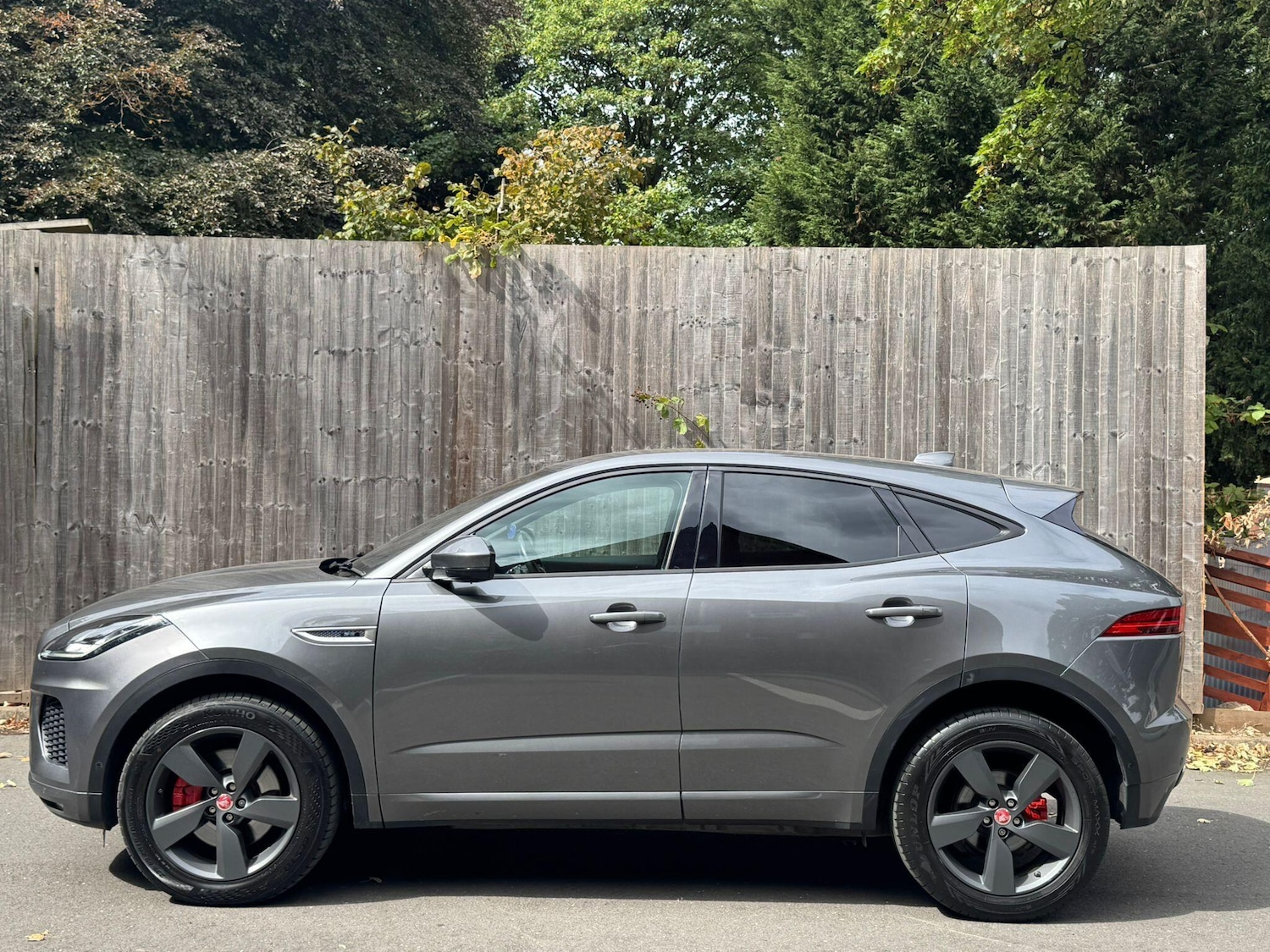 Used Jaguar E-Pace 2018 for sale - 76484508: Photo 3
