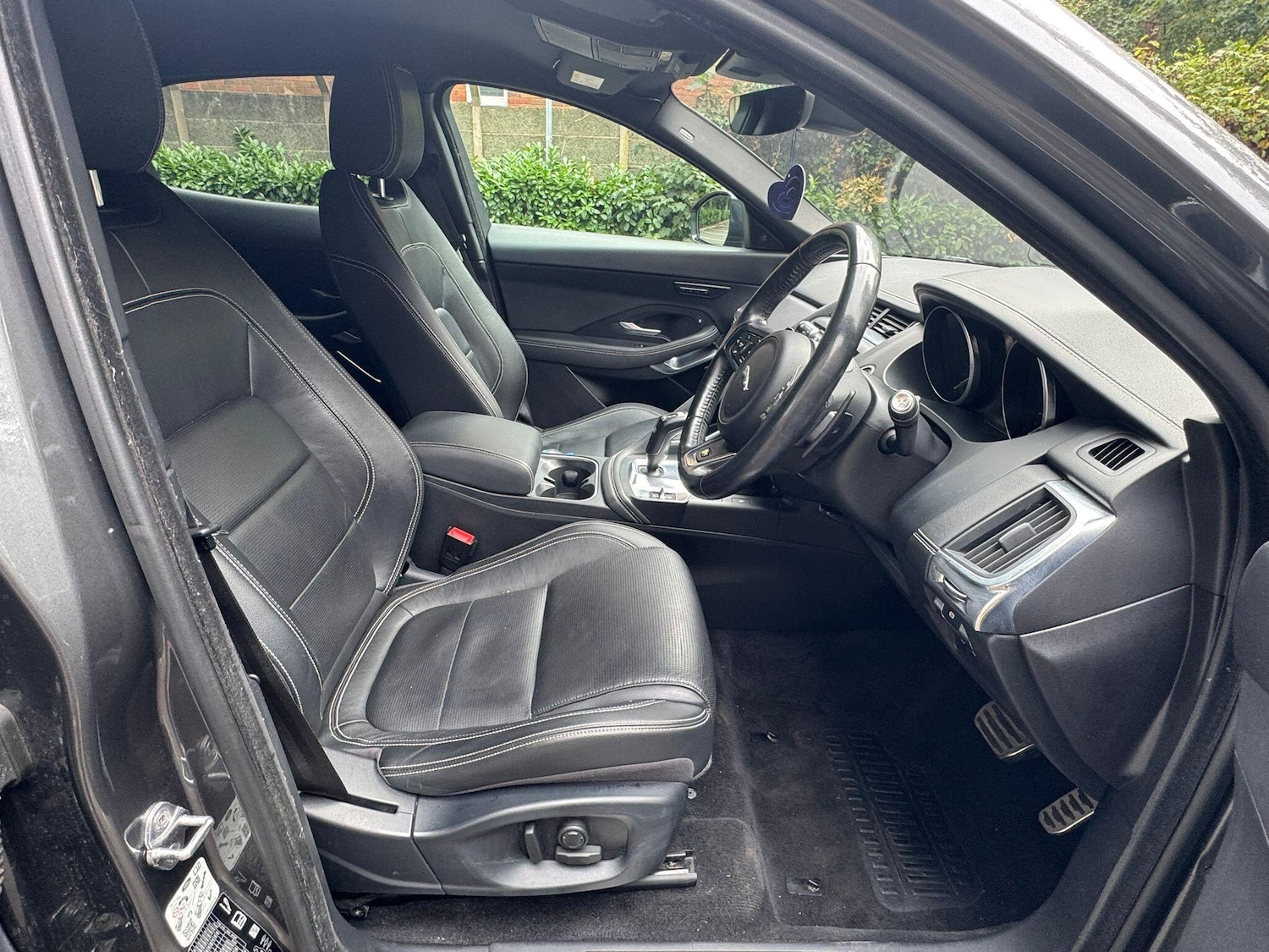 Used Jaguar E-Pace 2018 for sale - 76484508: Photo 9