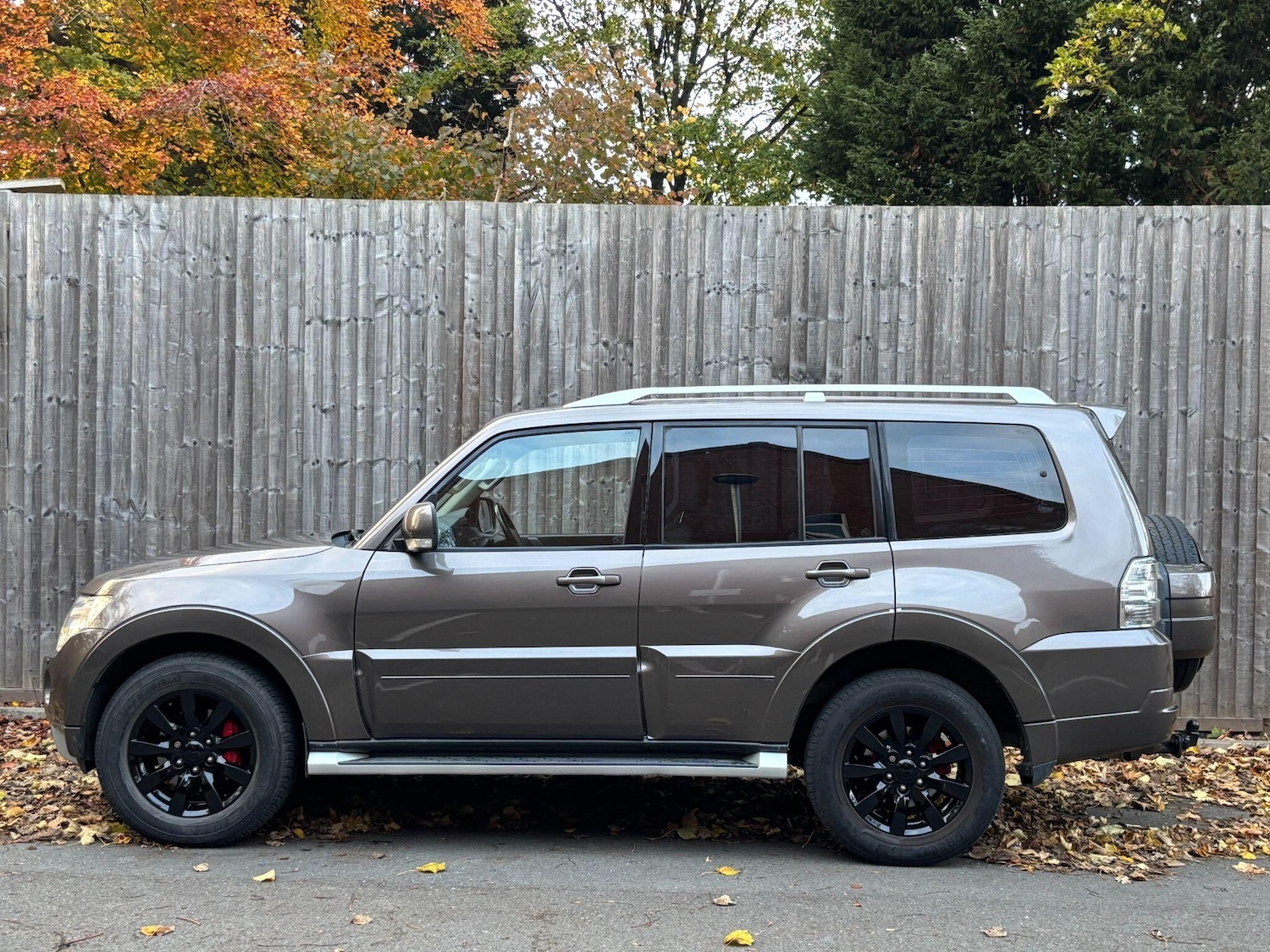 Used Mitsubishi Shogun 2011 for sale - 76398301: Photo 5