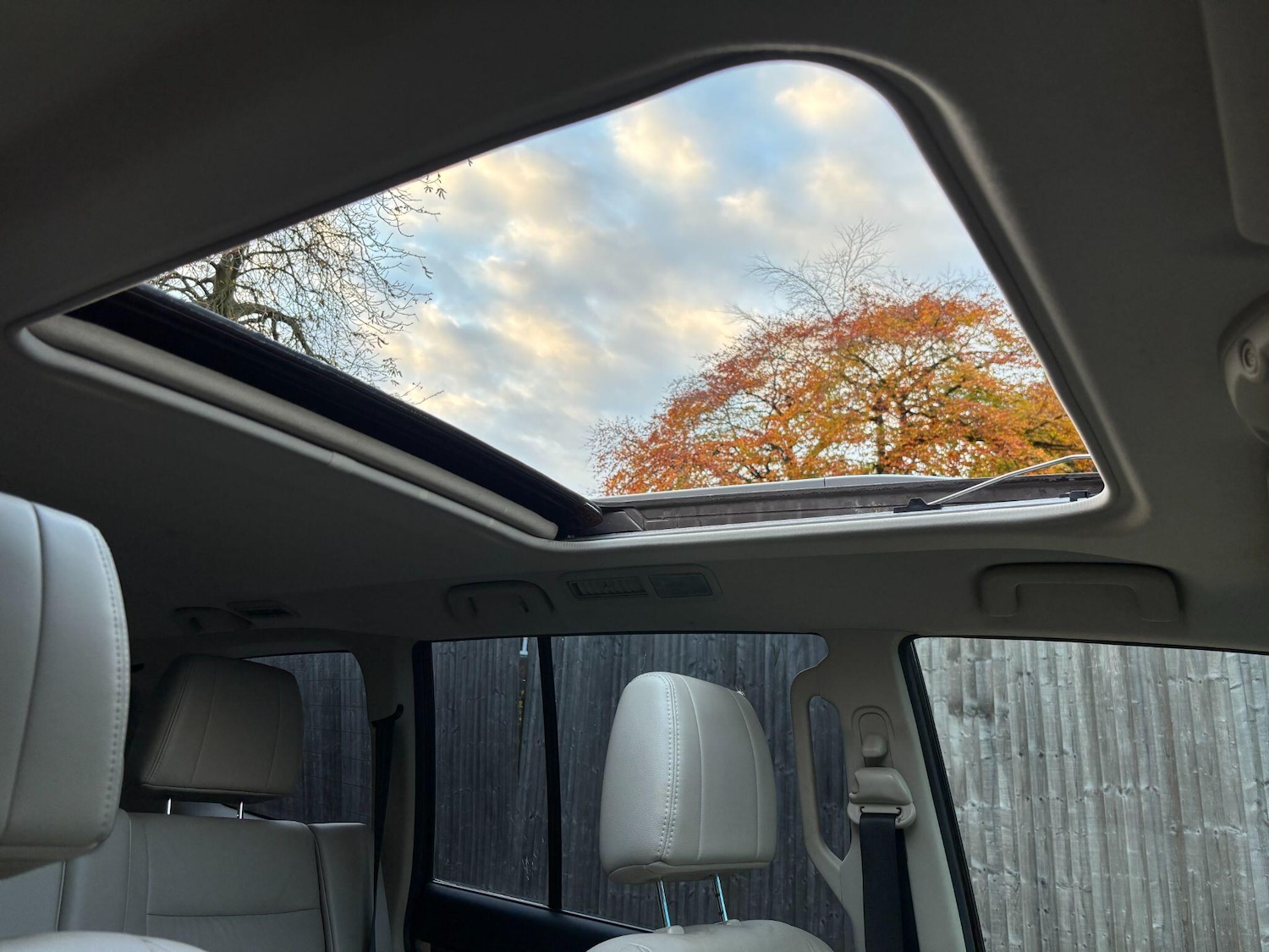 Used Mitsubishi Shogun 2011 for sale - 76398301: Photo 9