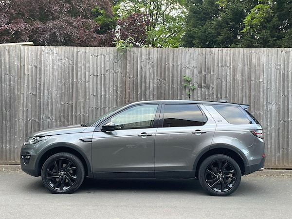 Used Land Rover Discovery Sport 2017 for sale - 75657812: Photo 5