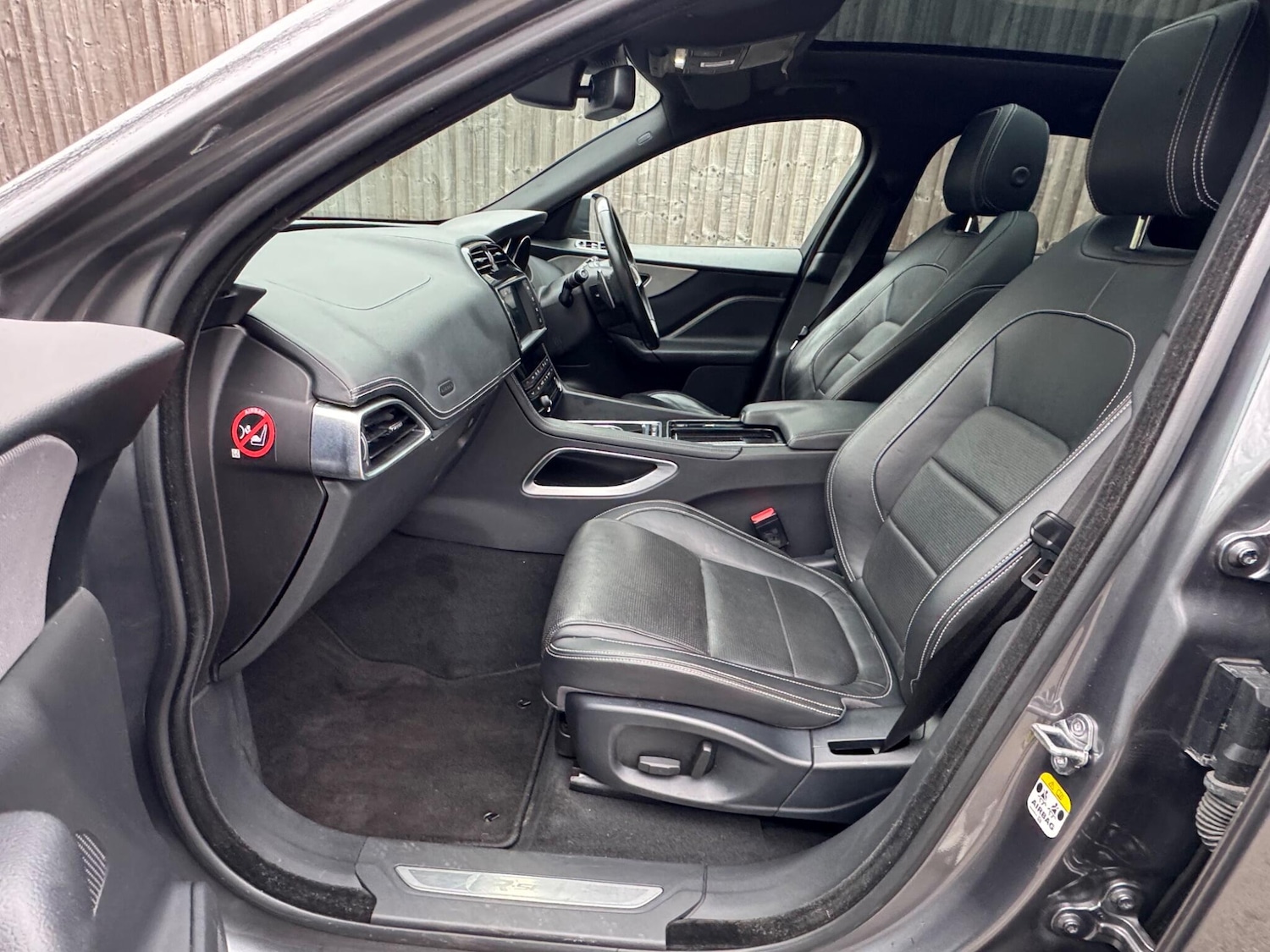 Used Jaguar F-Pace 2018 for sale - 77722804: Photo 20