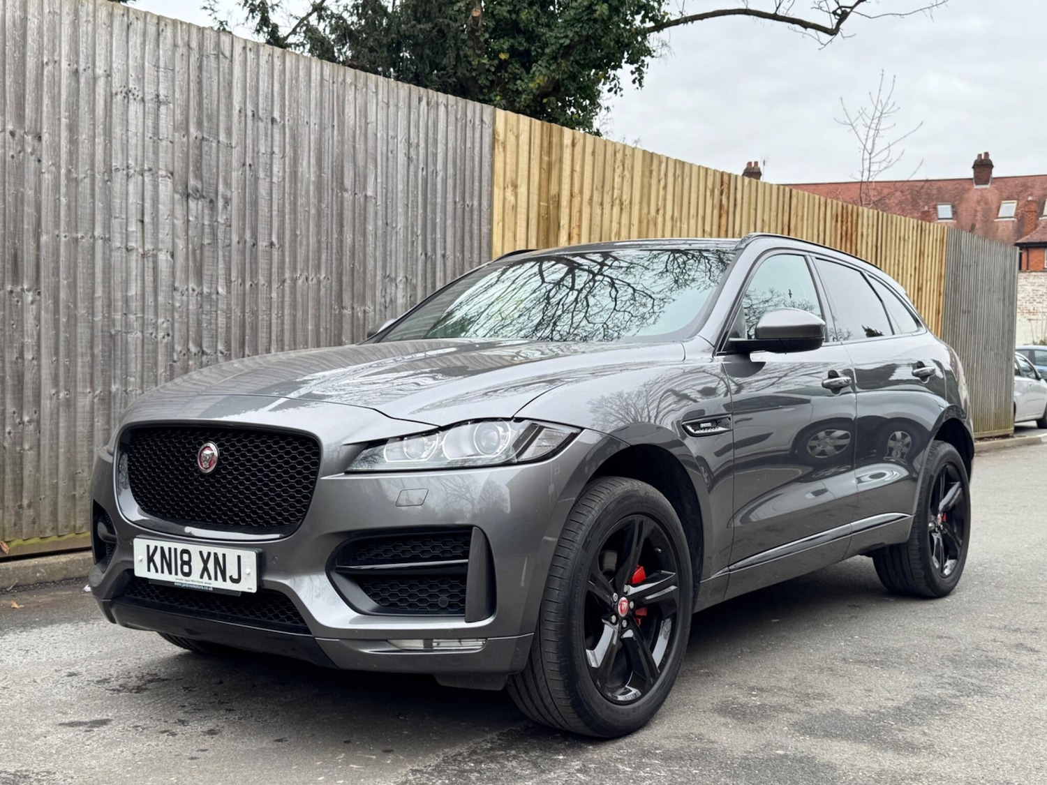Used Jaguar F-Pace 2018 for sale - 77722804: Photo 3