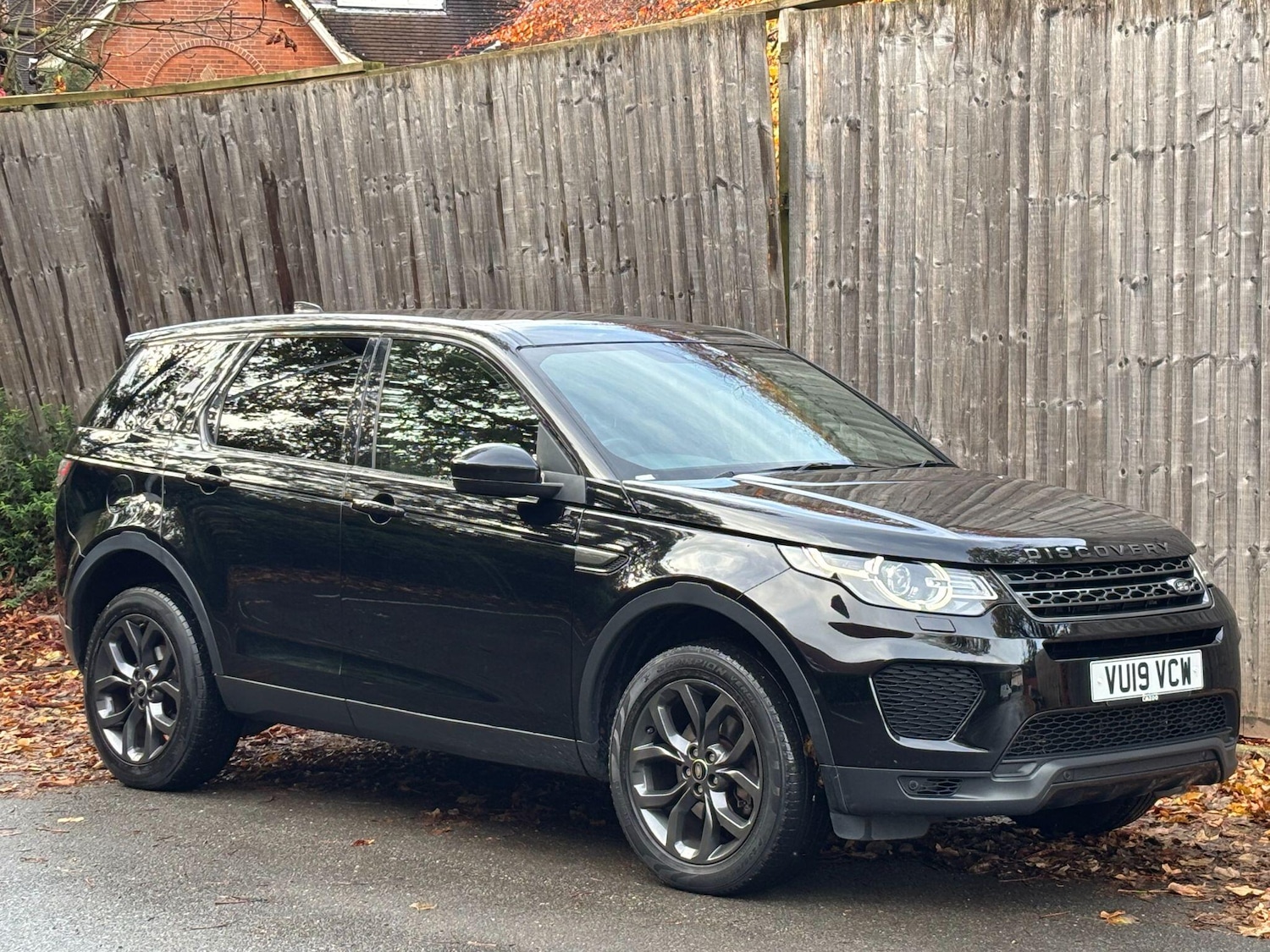 Used Land Rover Discovery Sport 2019 for sale - 76408397: Photo 1